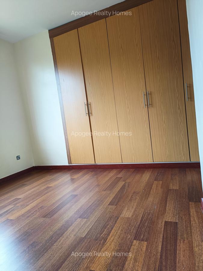 2 Bed Apartment with En Suite at Fourways Junction Estate - 16