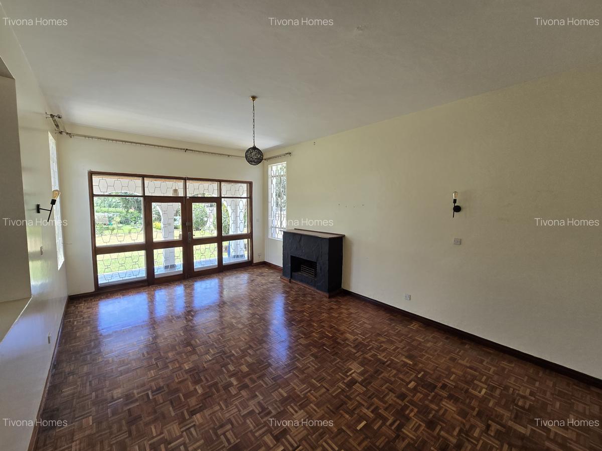 4 Bed House with En Suite in Runda - 4