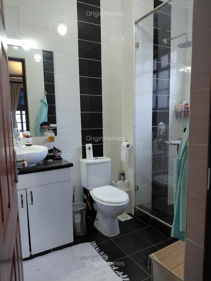 Serviced 2 Bed Apartment with En Suite in Westlands Area - 9
