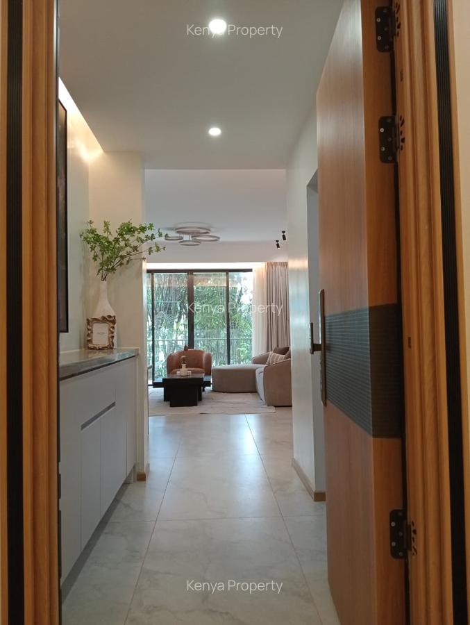 3 Bed Apartment with En Suite at School Groove - 16