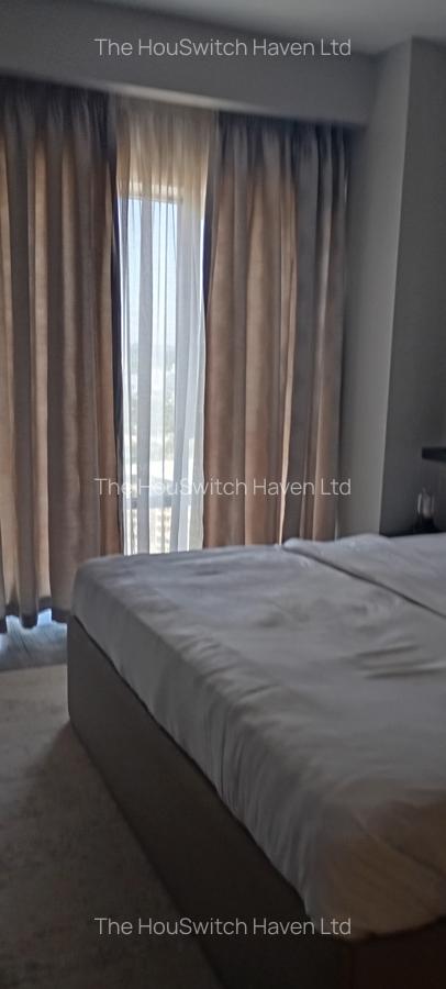 Serviced 2 Bed Apartment with En Suite at Lantana Road - 8