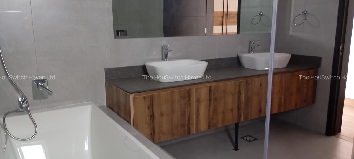 4 Bed Apartment with En Suite at Off General Mathenge Rd - 11