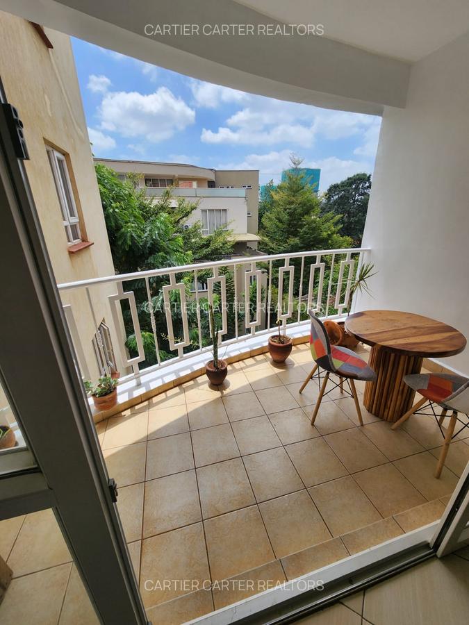 Serviced 2 Bed Apartment with En Suite in Brookside - 13