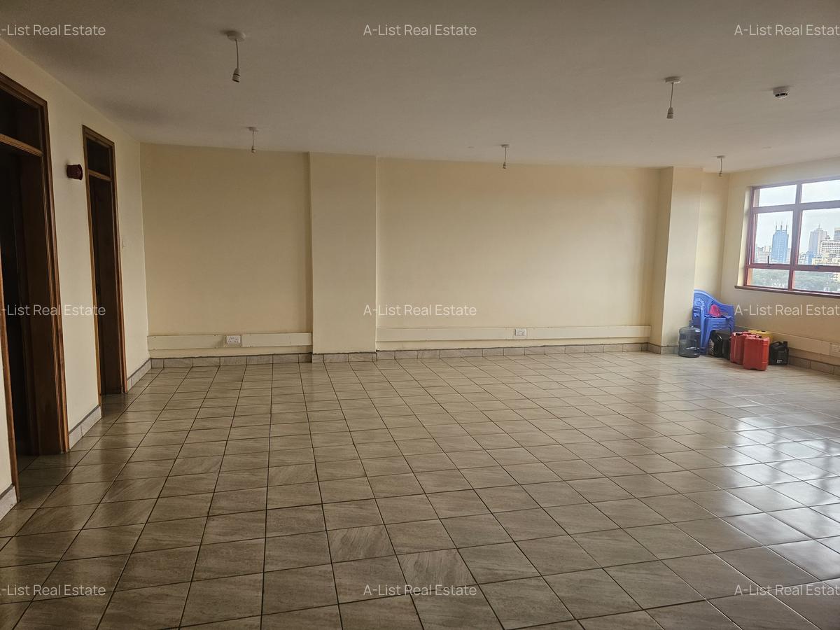900 ft² Office with Service Charge Included at Ngara - 14