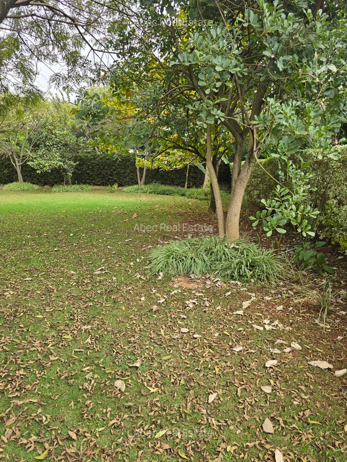 4 Bed House with En Suite at Ridgeways Lane - 16