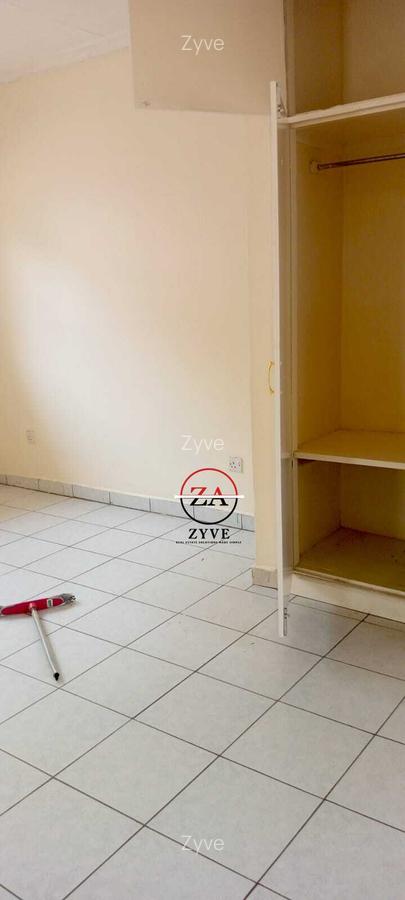 2 Bed Apartment with En Suite at State House - 7