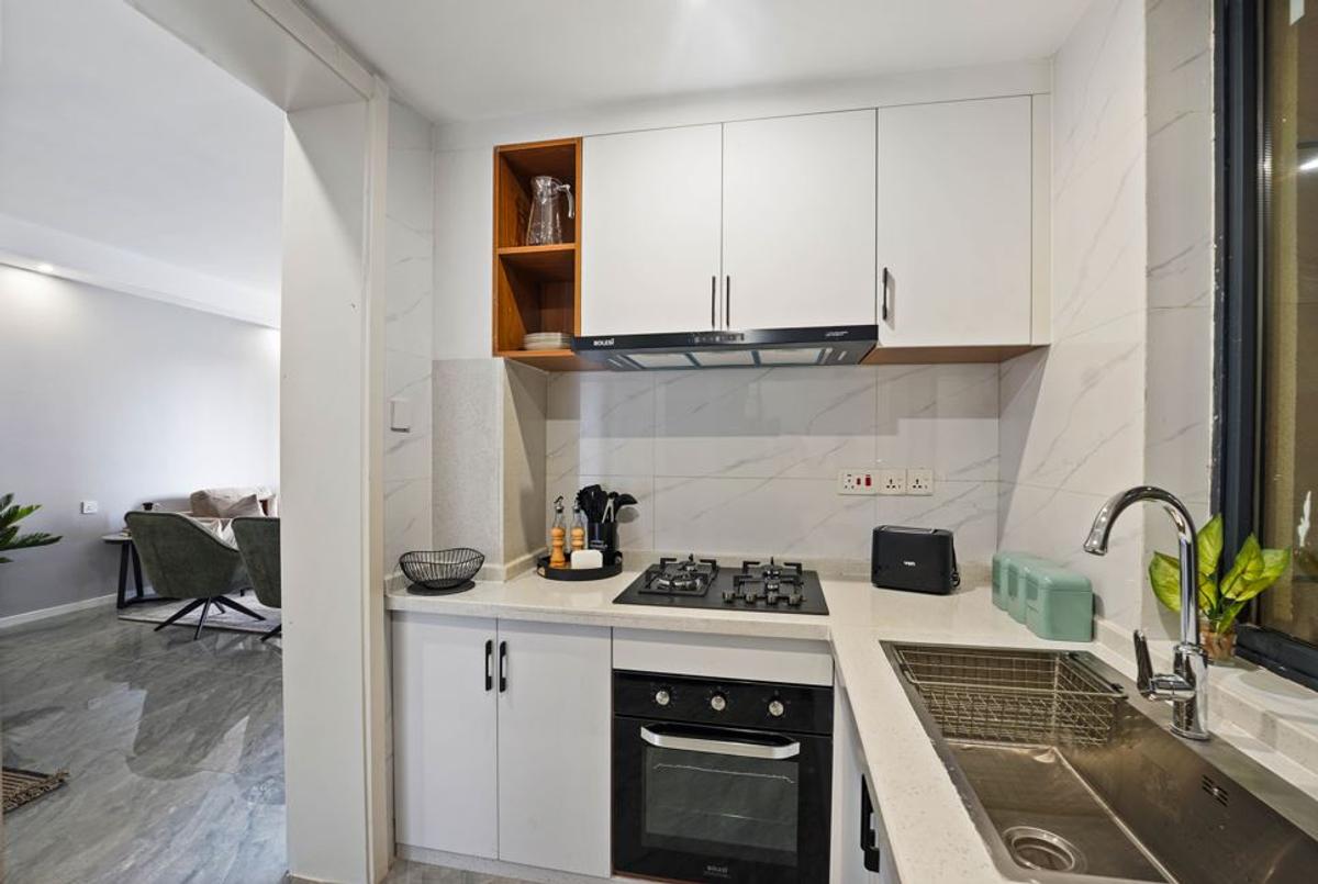 Serviced 1 Bed Apartment with En Suite at Jabavu Lane - 8