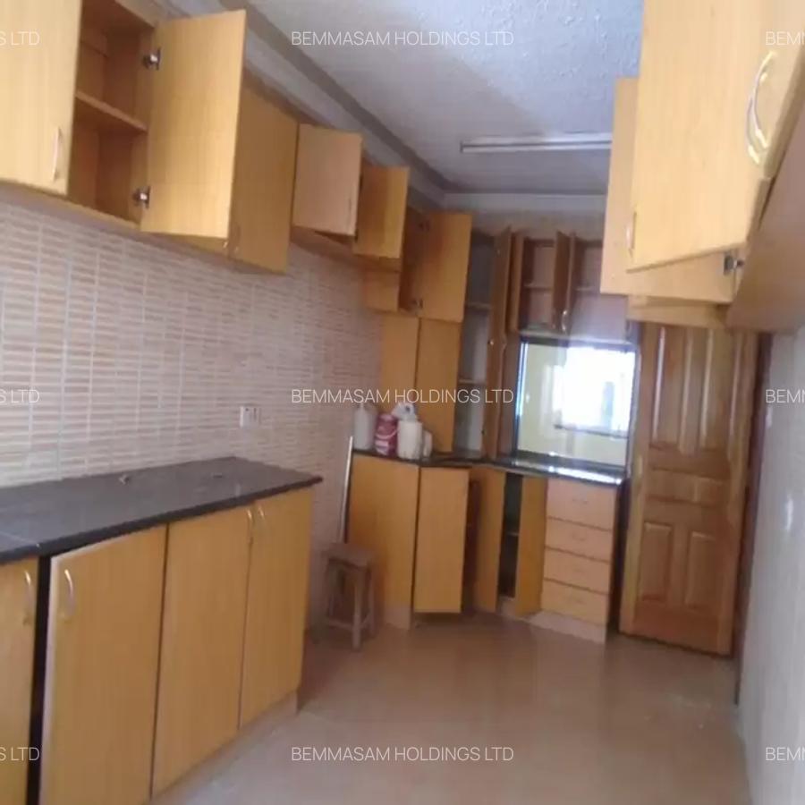 4 Bed Villa with En Suite at Mandela Road - 2