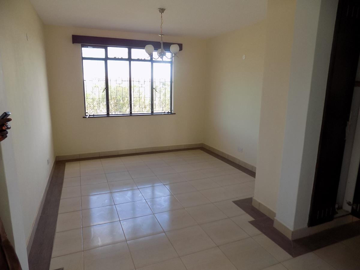 Serviced 2 Bed Apartment with En Suite at Mombasa Road - 5