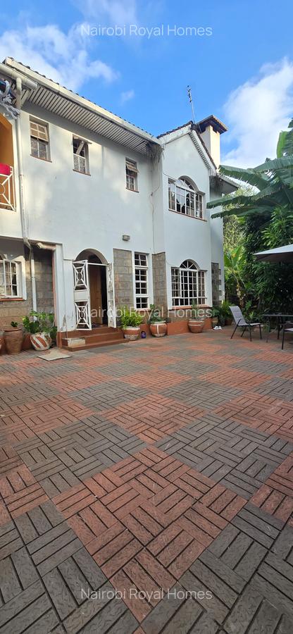 5 Bed Townhouse with En Suite at Off Gitanga Road - 1