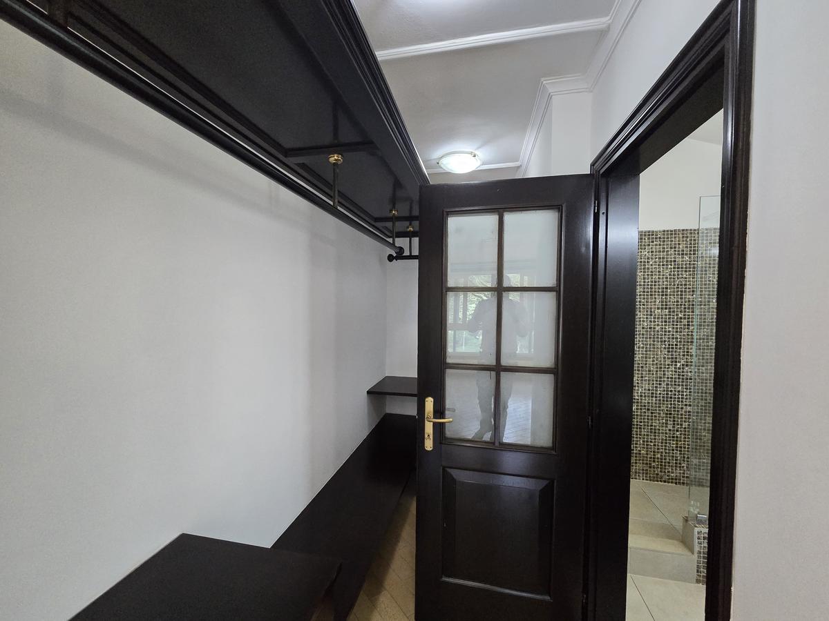 3 Bed Townhouse with En Suite at Westlands - 10