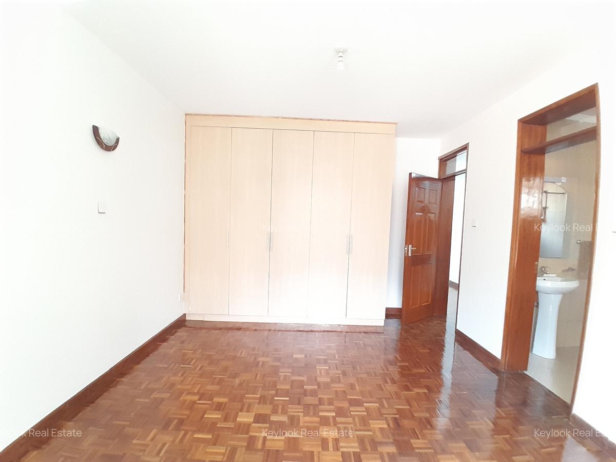 3 Bed Apartment with En Suite at Lavington Green - 16