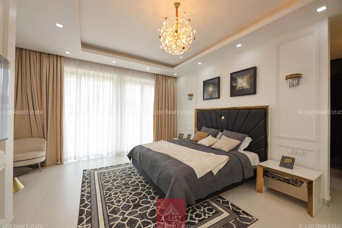 4 Bed Apartment with En Suite at General Mathenge - 13