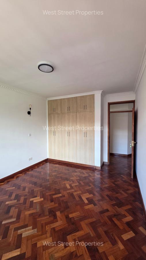 3 Bed Apartment with En Suite at Mbaazi Lane - 14