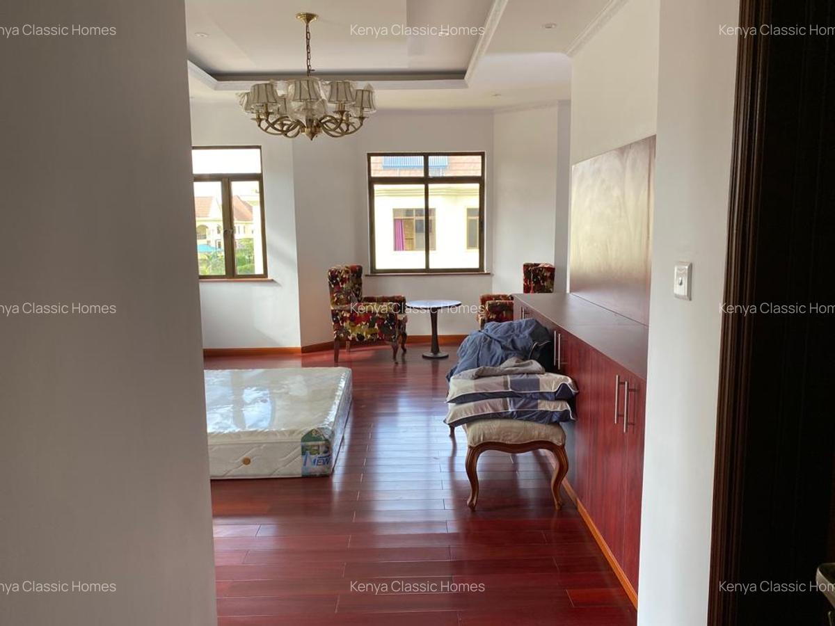 5 Bed Villa with En Suite in Karen - 14