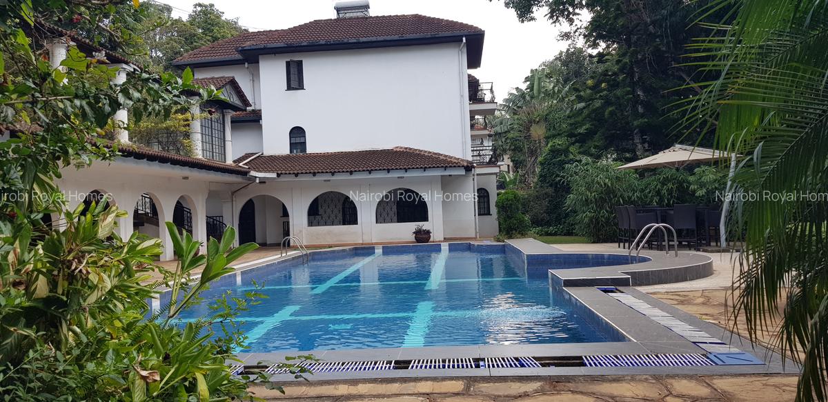 4 Bed Townhouse with En Suite at Riverside Drive - 9