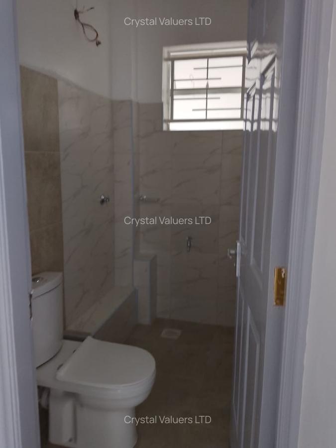 2 Bed Apartment with En Suite in Naivasha Road - 5