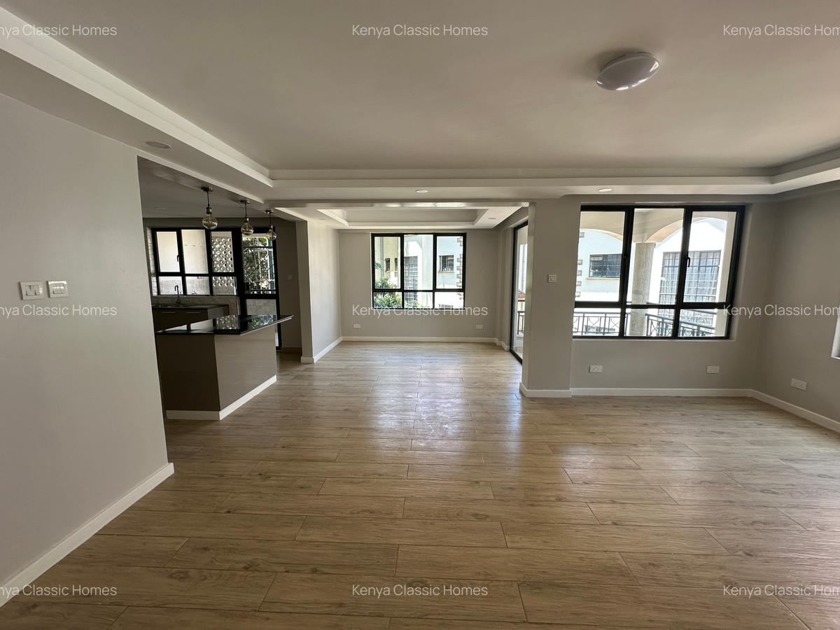 3 Bed Apartment with En Suite at Lavington - 3