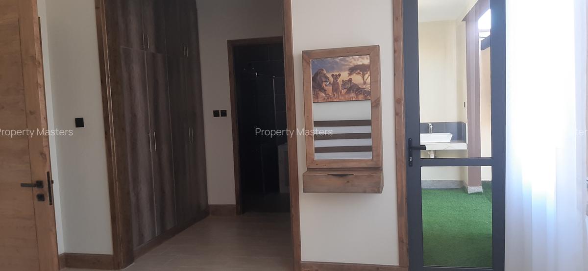 4 Bed Townhouse with En Suite at Raini - 7