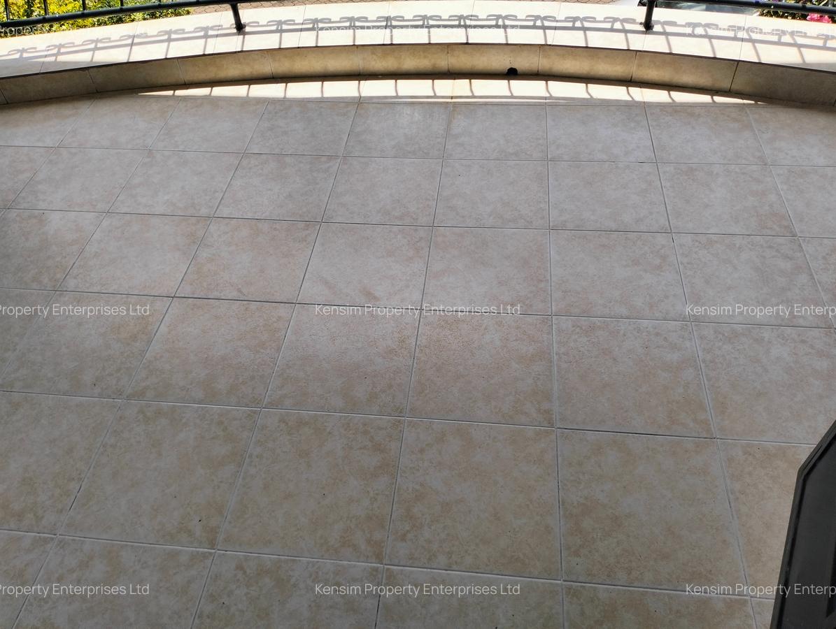 5 Bed Townhouse with En Suite in Westlands Area - 2