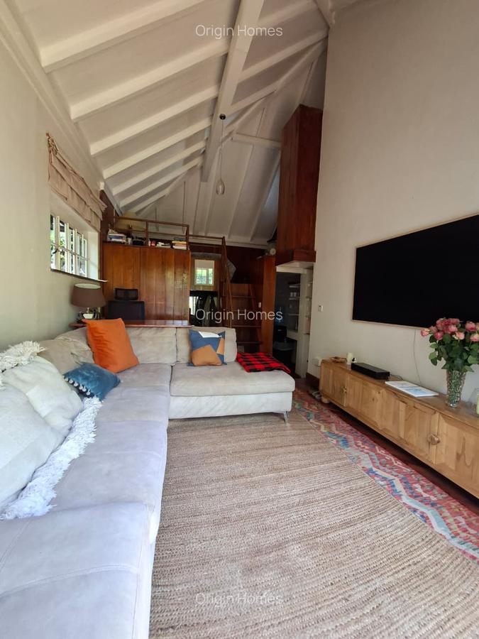 1 Bed House with En Suite at Rosslyn - 12