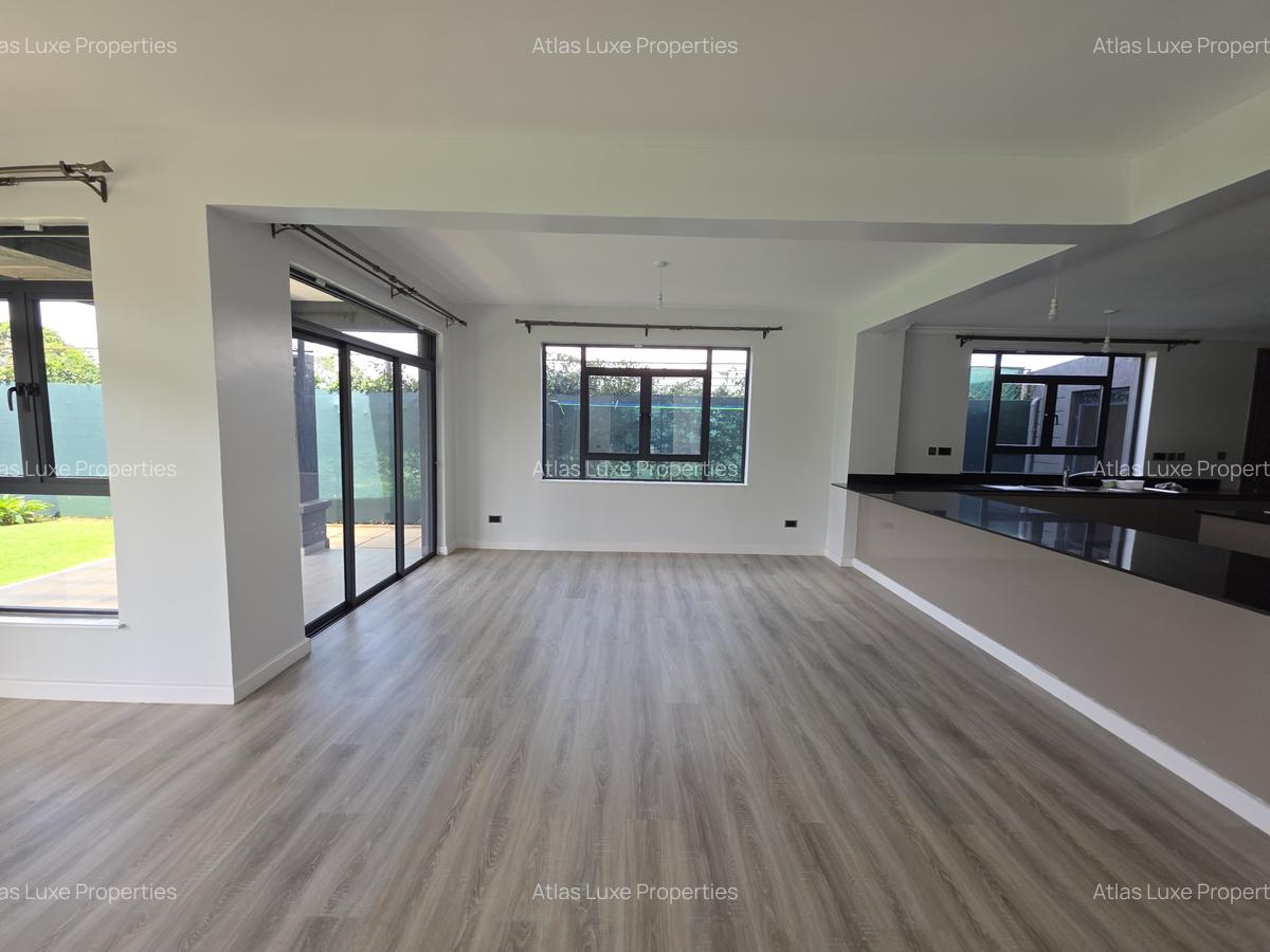 5 Bed Townhouse with En Suite at New Runda - 16