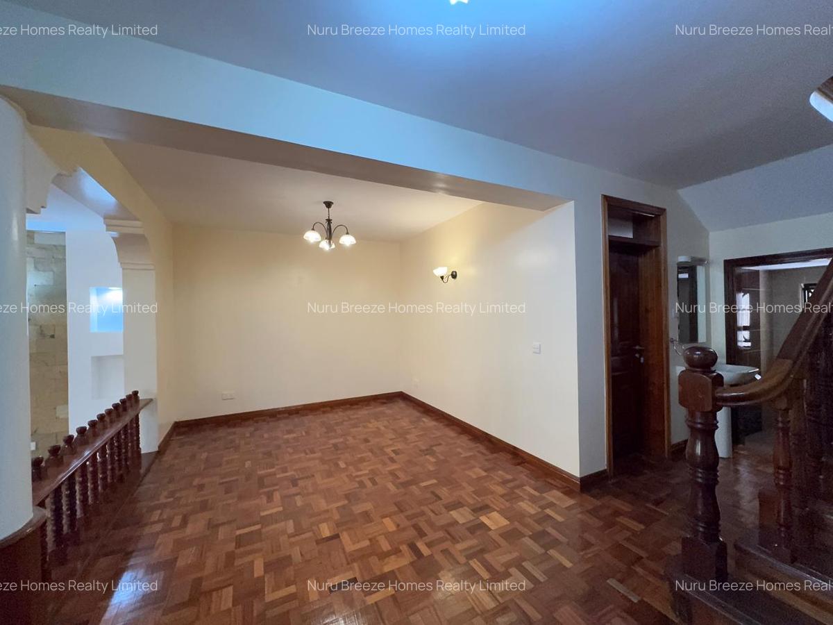5 Bed Townhouse with En Suite in Kileleshwa - 19