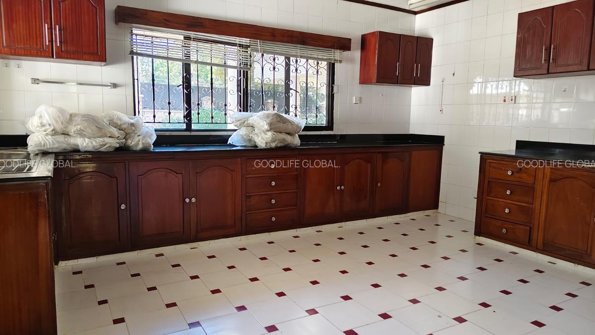 4 Bed House with En Suite at Thigiri - 8
