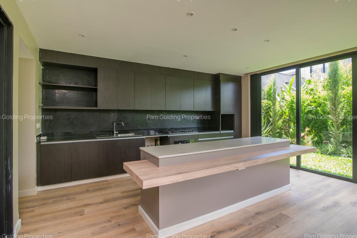 4 Bed House with En Suite at Kiambu Road - 4