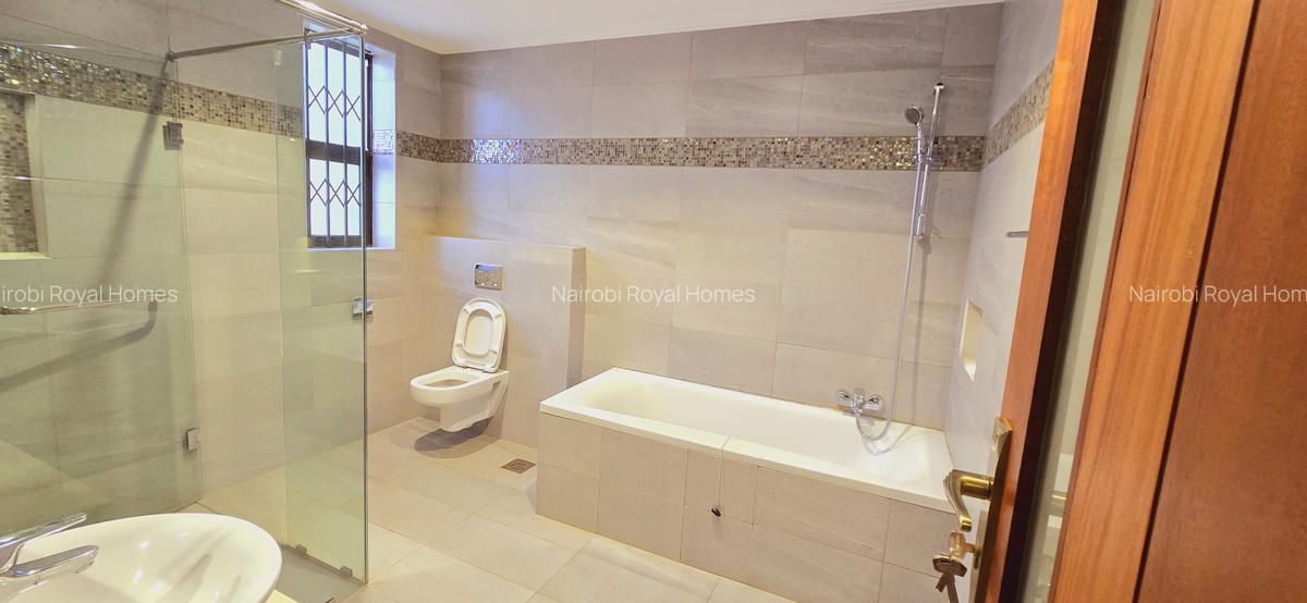 5 Bed Townhouse with En Suite at Mzima Springs - 19