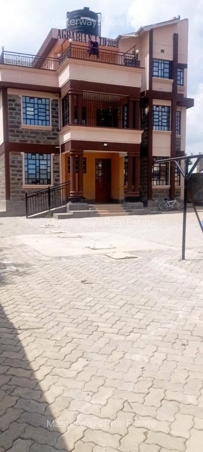 7 Bed House with En Suite at Lanet - 8