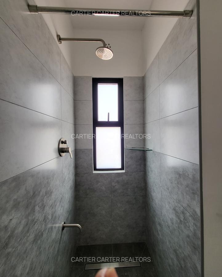 2 Bed Apartment with En Suite in Tatu City - 14