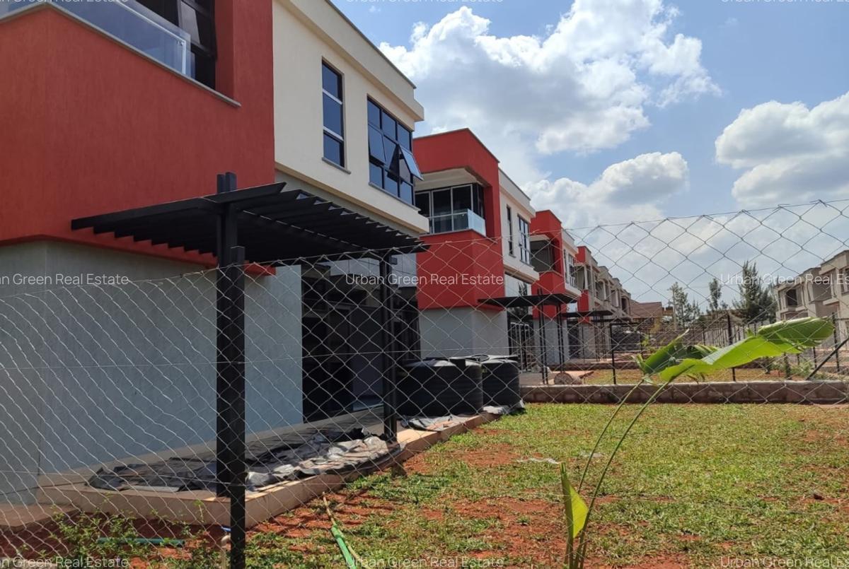 4 Bed Villa with En Suite at Membley - 10