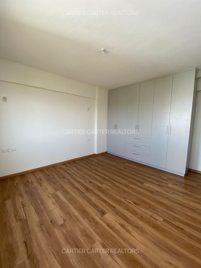 3 Bed Apartment with En Suite in Garden Estate - 8