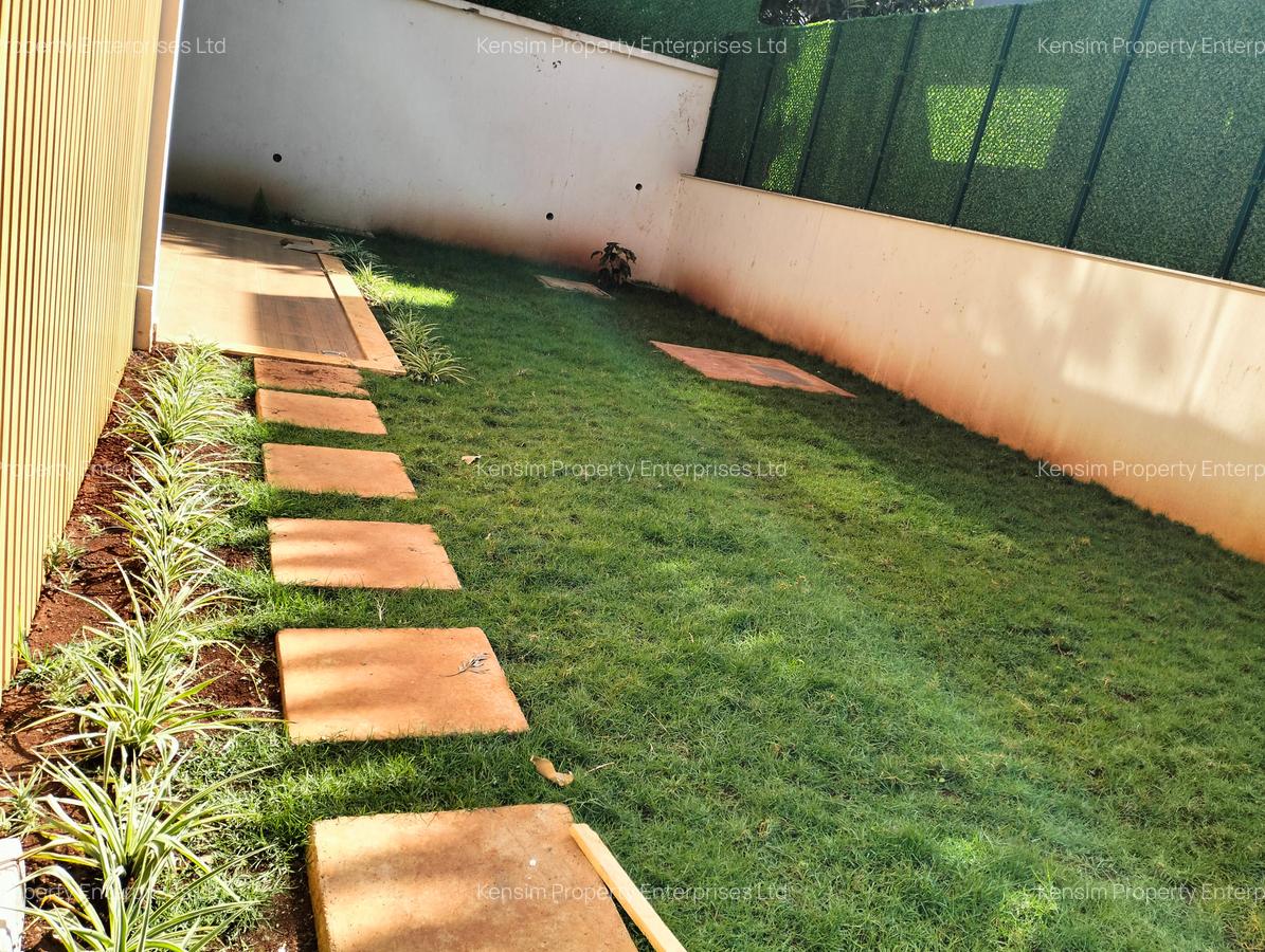 5 Bed Townhouse with En Suite in Lavington - 7