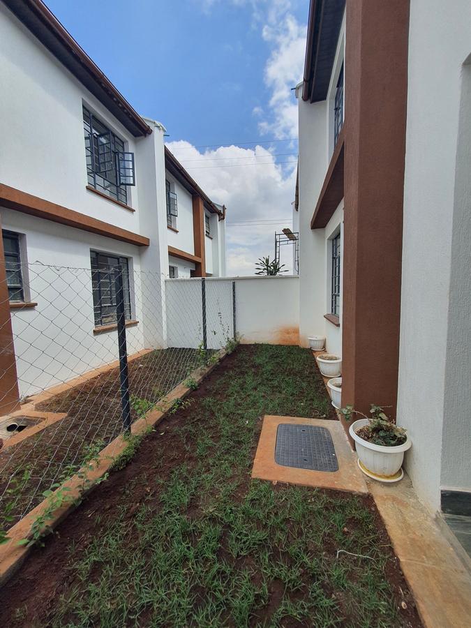 4 Bed House with En Suite at South C - 14