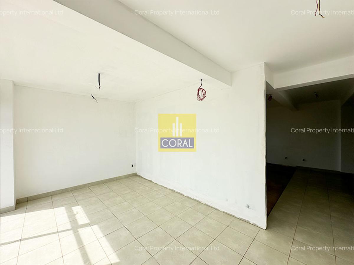 Warehouse in Tatu City - 11