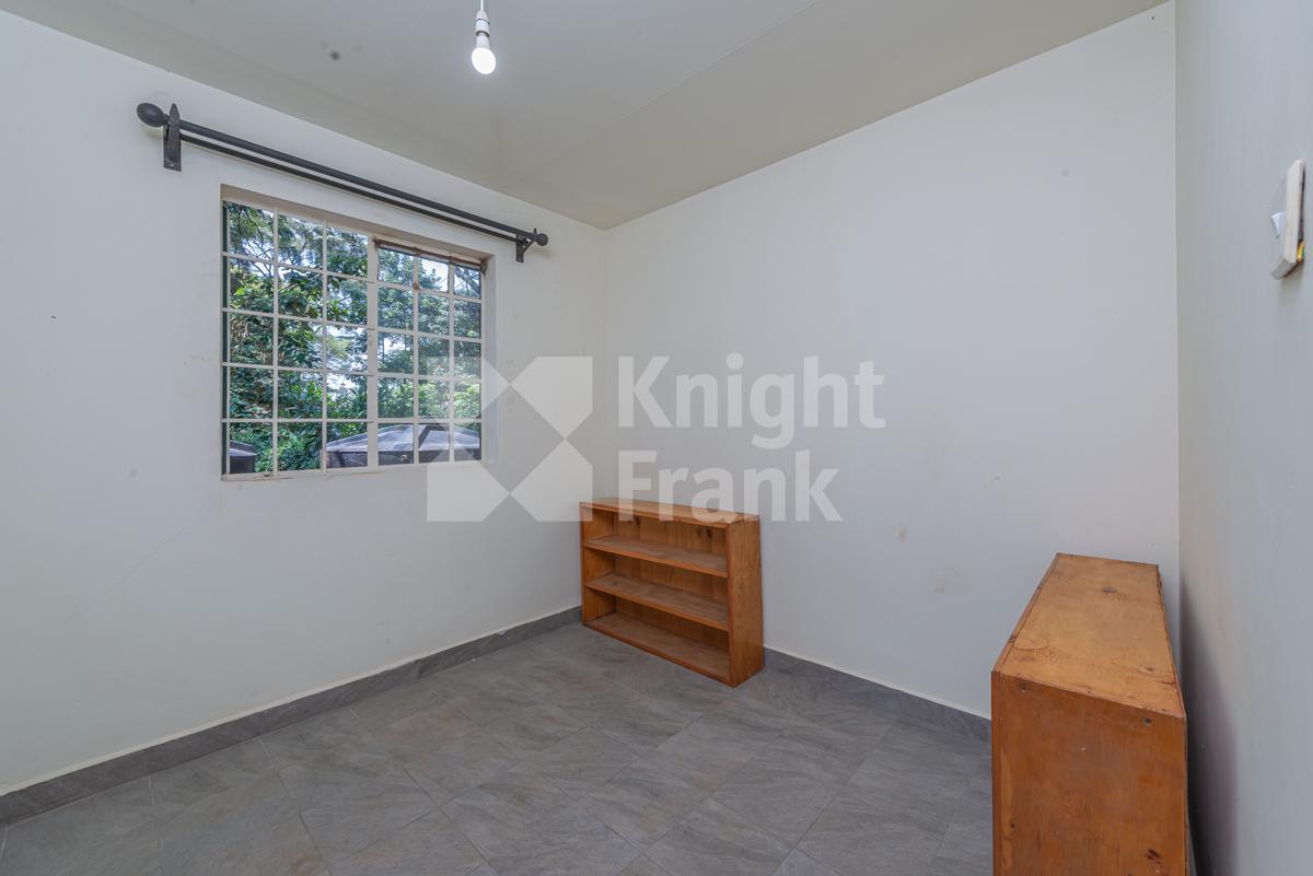 4 Bed House with En Suite in Kitisuru - 15