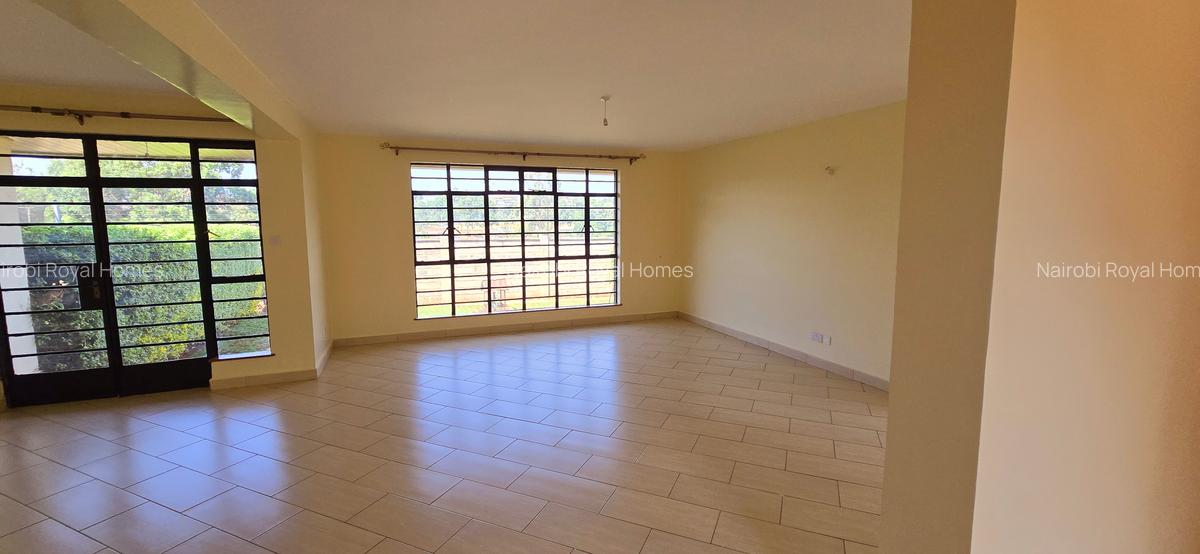 5 Bed Townhouse with En Suite at Edenville - 17