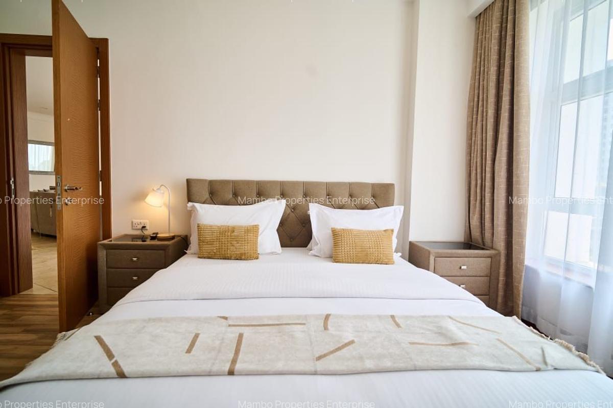 Furnished 2 Bed Apartment with En Suite at City Park Drive - 8