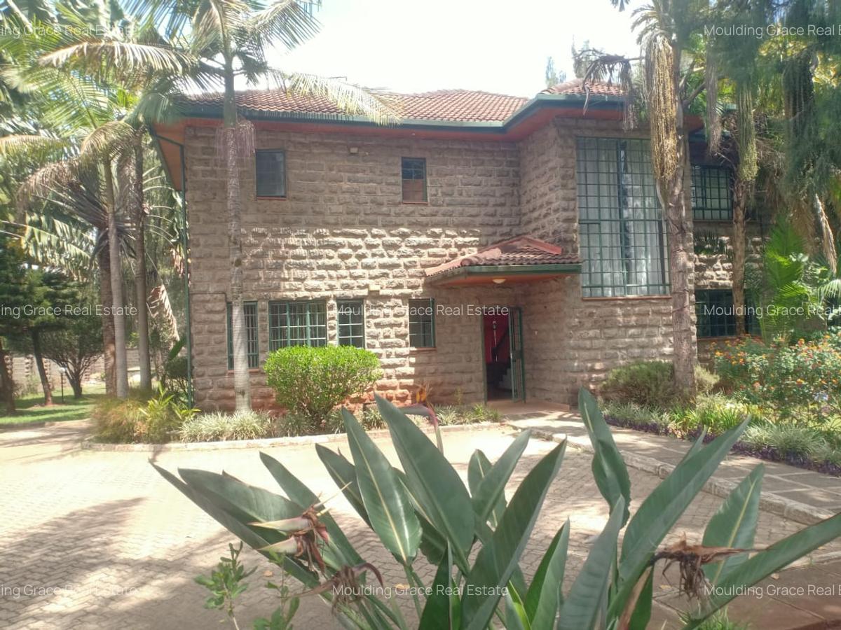 4 Bed House with En Suite in Karen - 1