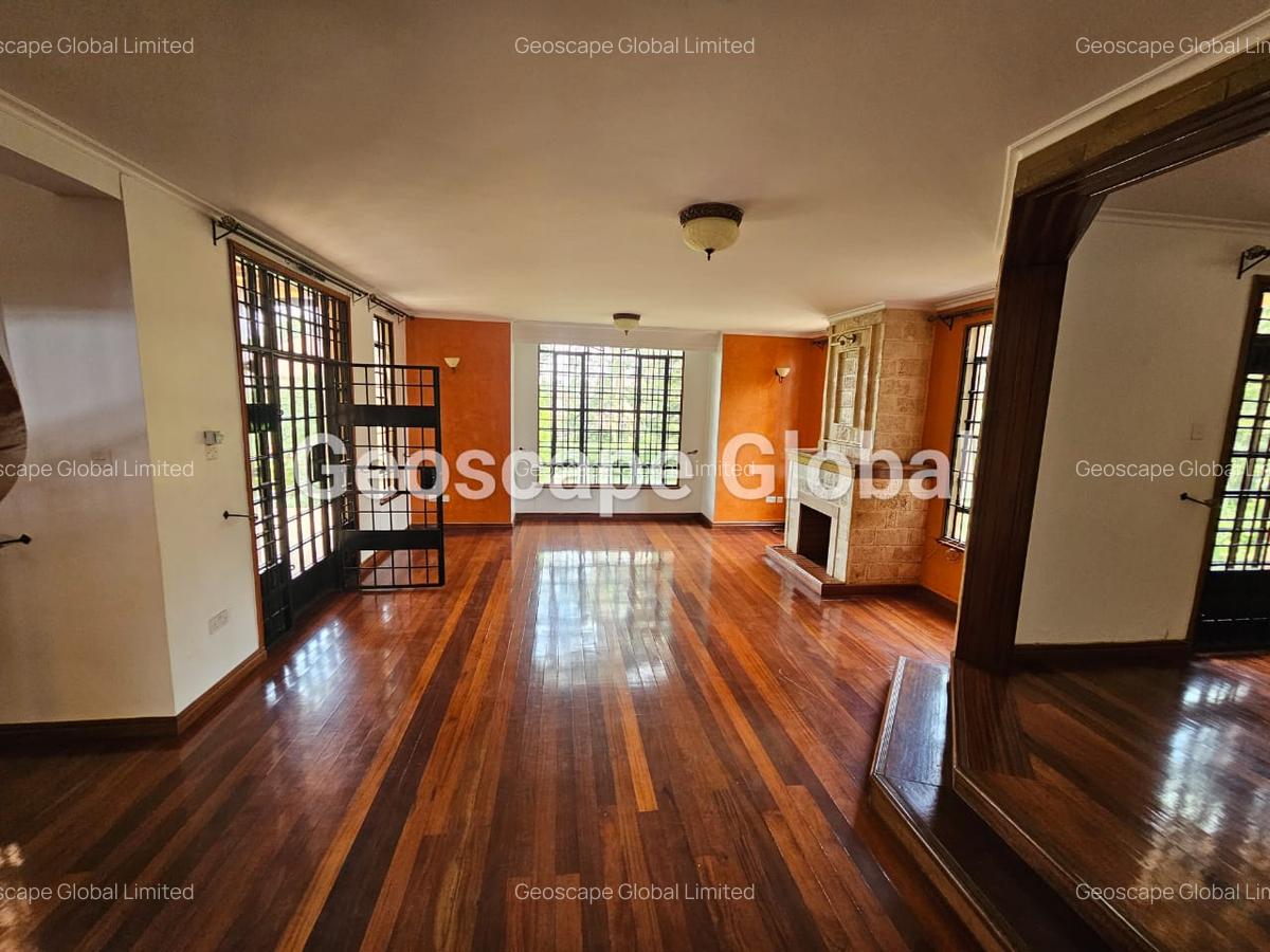 4 Bed House with En Suite in Runda - 1