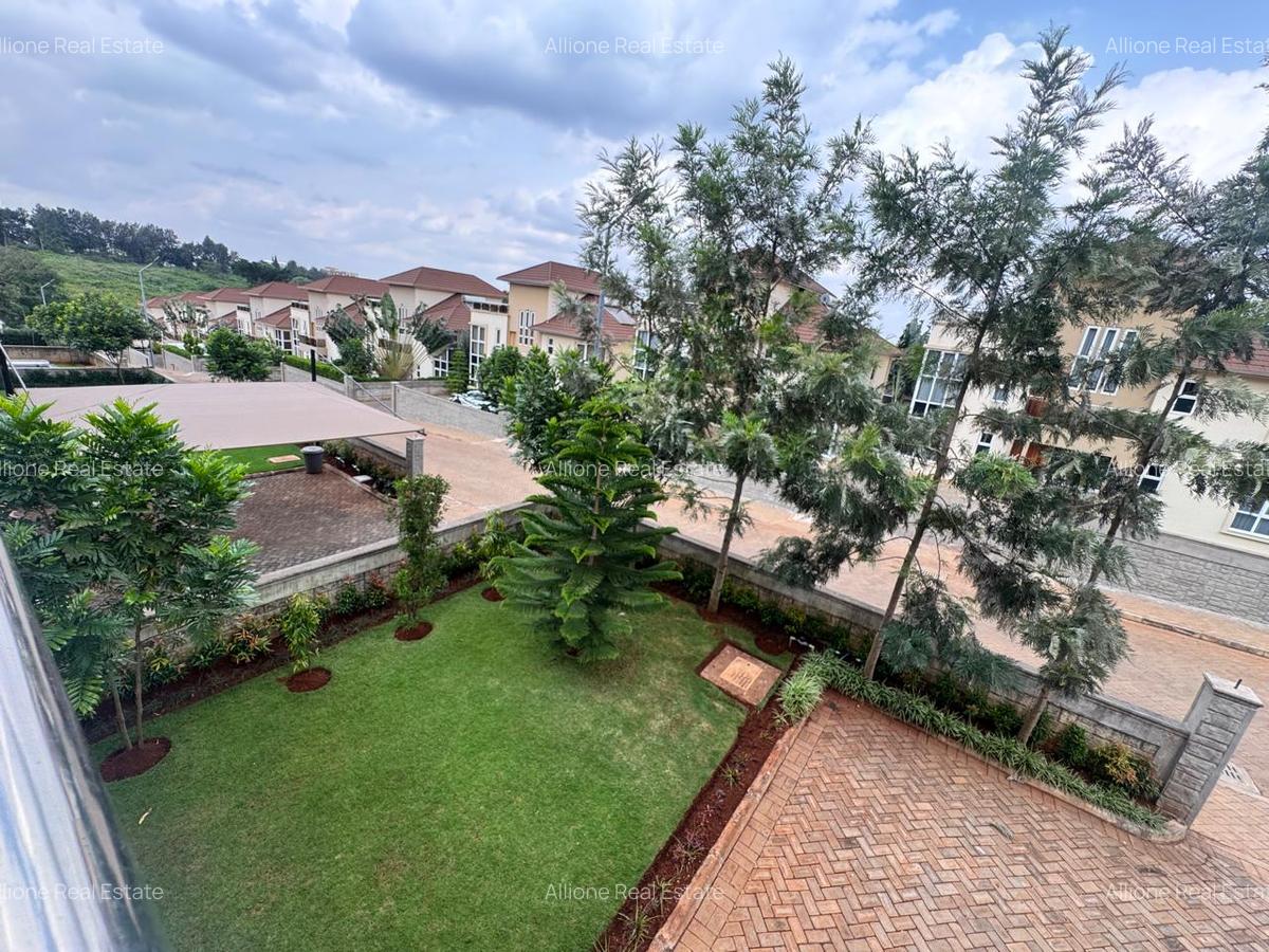 4 Bed Townhouse with Staff Quarters at Near Un Headquarters - 5