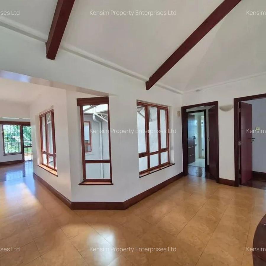 5 Bed Townhouse with En Suite in Runda - 14