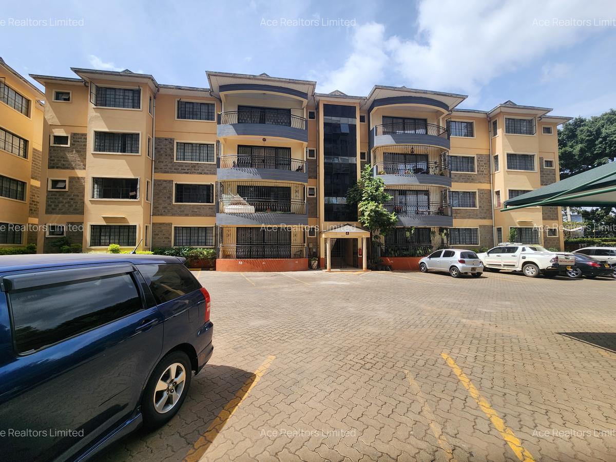 3 Bed Apartment with En Suite at Near Bypass - 1