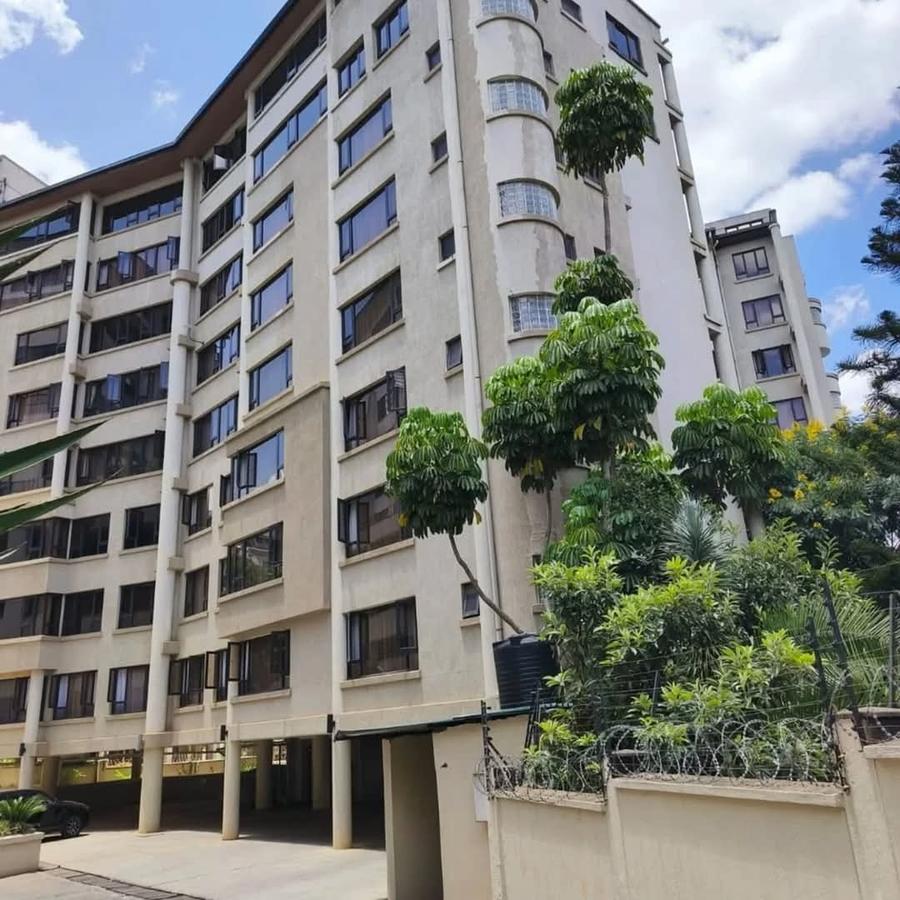3 bed apartment with en suite in riverside