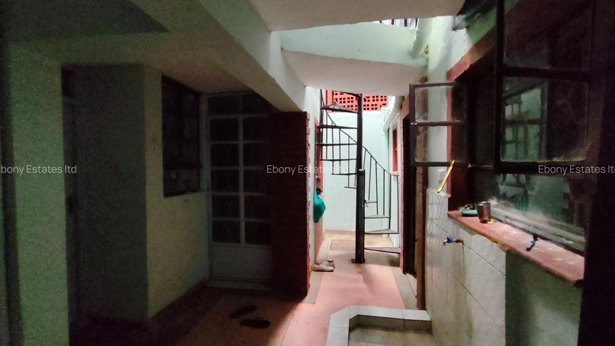 4 Bed Townhouse in South C - 7