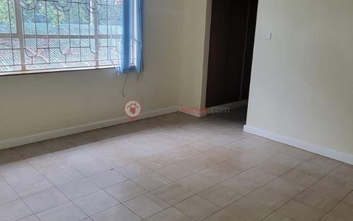 7 Bed Townhouse with En Suite at Lavington - 17