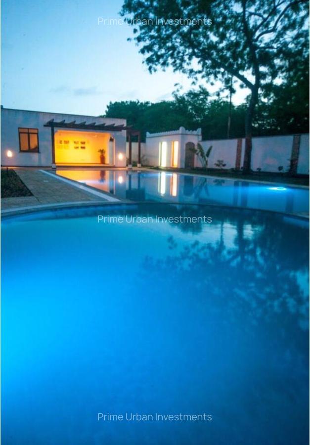 4 Bed Villa with En Suite in Nyali Area - 3
