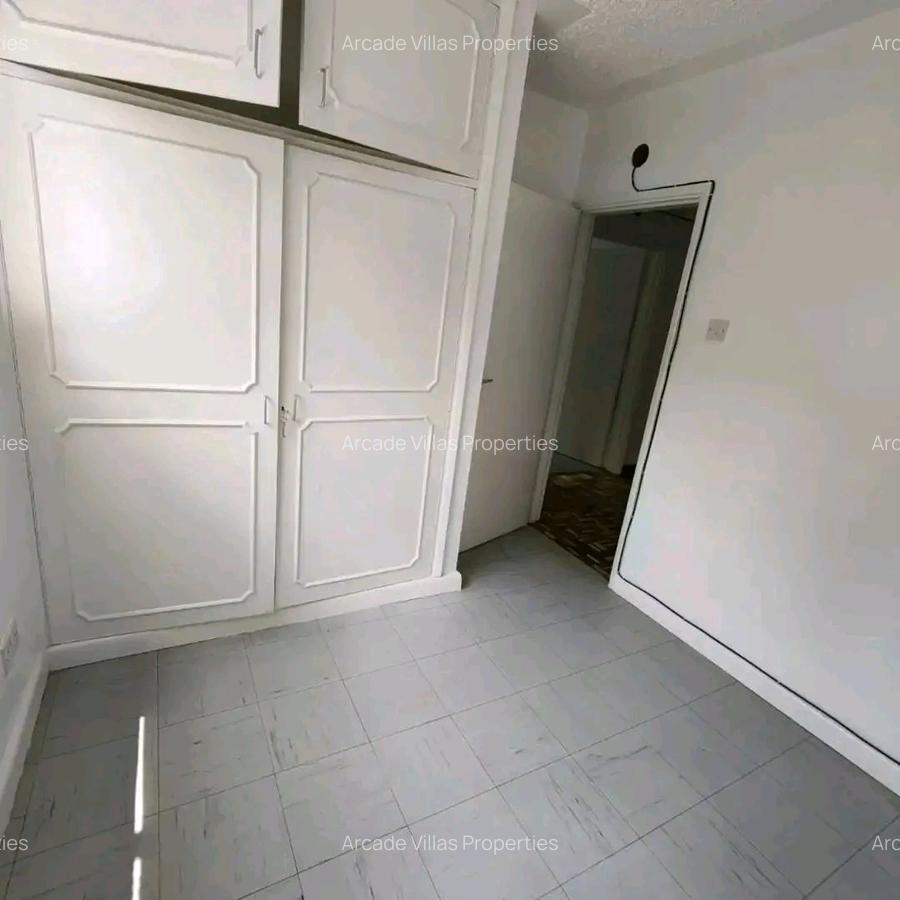 3 Bed Apartment with En Suite at Kileleshwa - 9